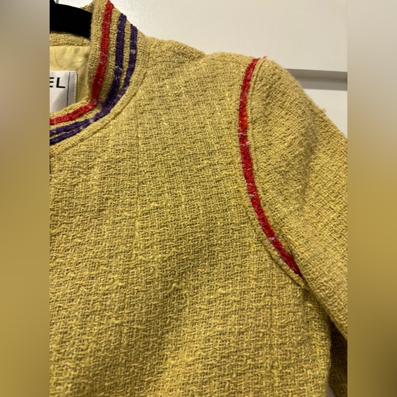 ****SOLD*** Chanel Spring 2006 Runway Yellow Tweed Jacket - Picture 9 of 12